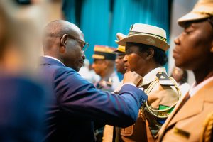 Cérémonie de décoration de la médaille d’Honneur des Douanes Gabonaises à titre exceptionnel