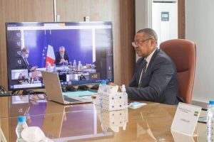 Séance de travail avec les ministres des finances, les présidents des institutions régionales et les gouverneurs des banques centrales