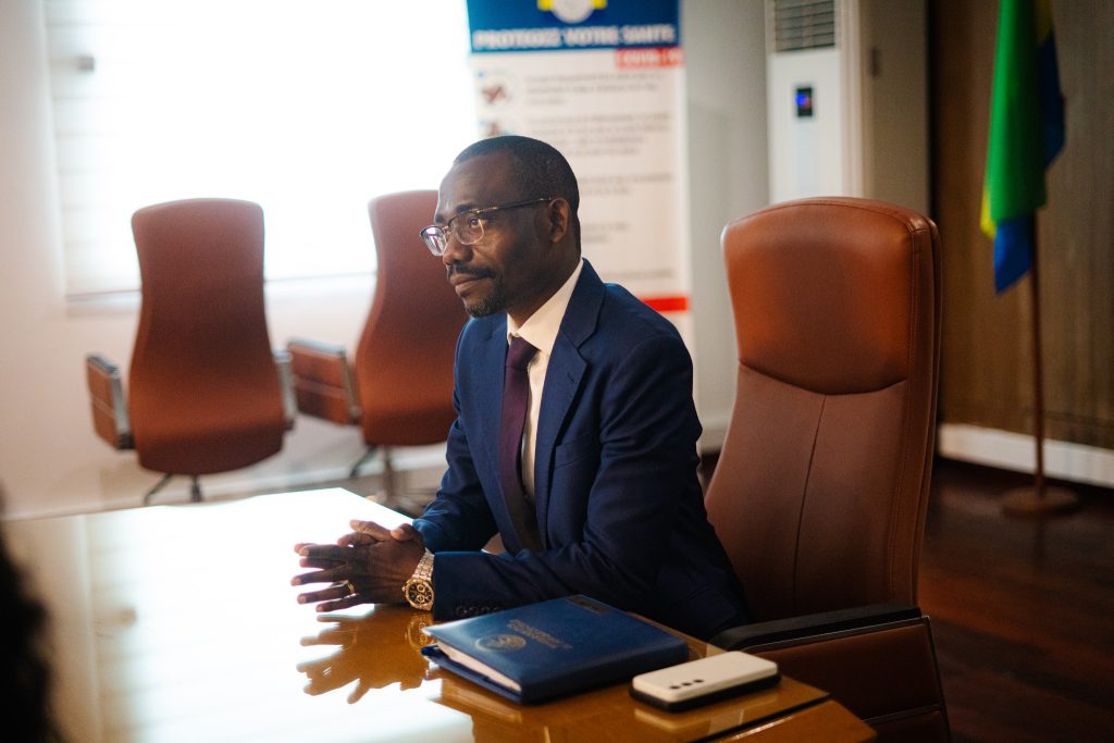 Stage au Ministère de l'Economie : rencontre entre le Ministre et les récipiendaires